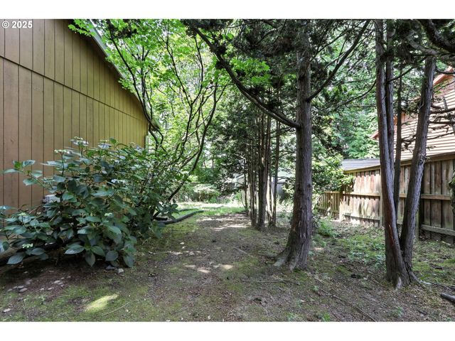 1549 Sw 13TH Cir, Troutdale, OR 97060