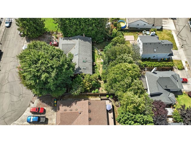 1549 Sw 13TH Cir, Troutdale, OR 97060