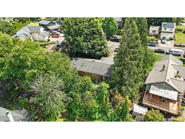 1549 Sw 13TH Cir, Troutdale, OR 97060