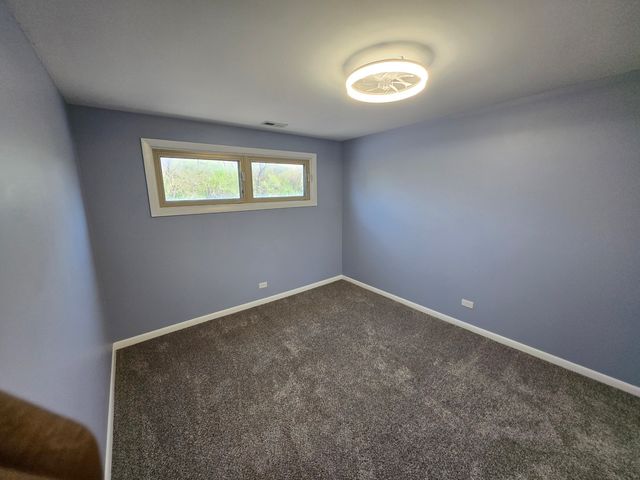 643 N Carroll Parkway 210B, Glenwood, IL 60425