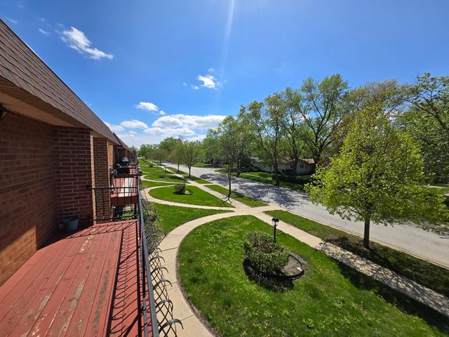643 N Carroll Parkway 210B, Glenwood, IL 60425