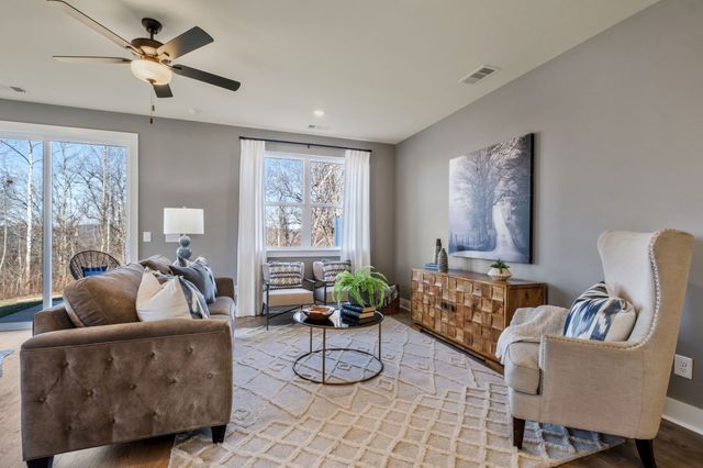 6001 Mill Tree Ct, Nashville, TN 37221