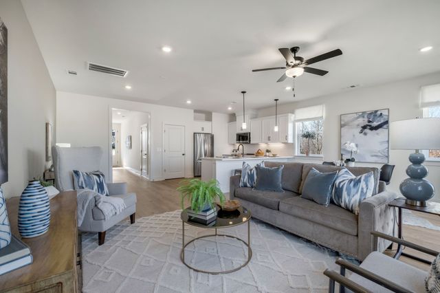 6001 Mill Tree Ct, Nashville, TN 37221