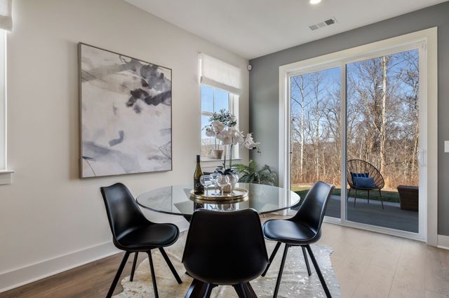 6001 Mill Tree Ct, Nashville, TN 37221