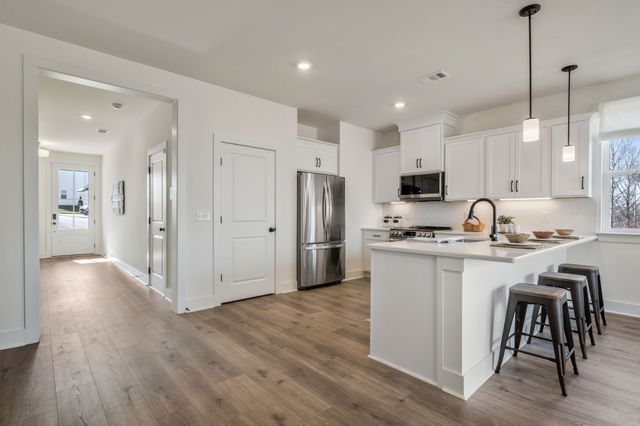 6001 Mill Tree Ct, Nashville, TN 37221