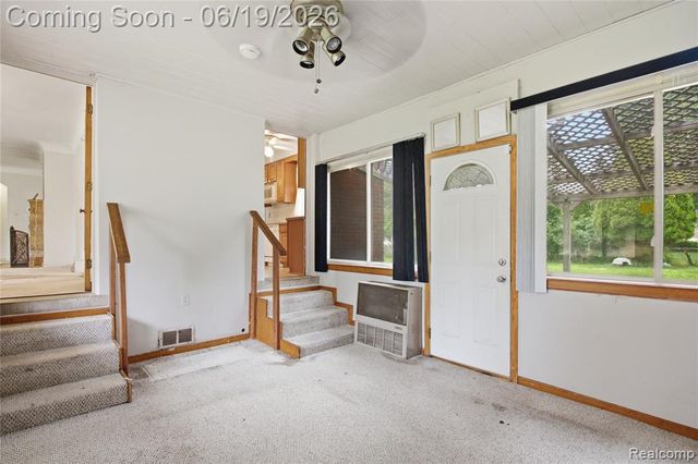 14154 Marion, Redford, MI 48239