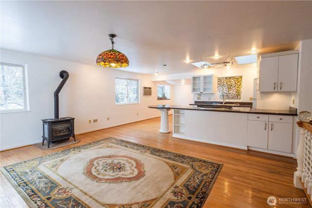 100 N B Street, Roslyn, WA 98941