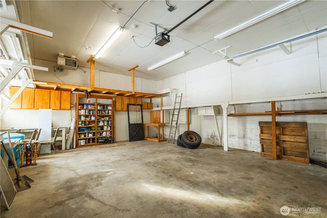 100 N B Street, Roslyn, WA 98941