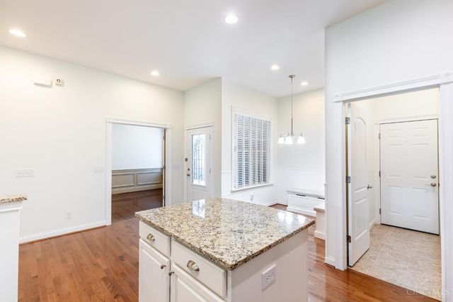 5873 Falling Brook Drive, Mason, OH 45040