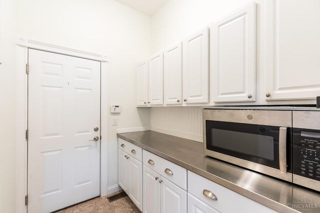 5873 Falling Brook Drive, Mason, OH 45040