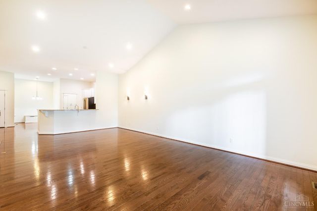 5873 Falling Brook Drive, Mason, OH 45040