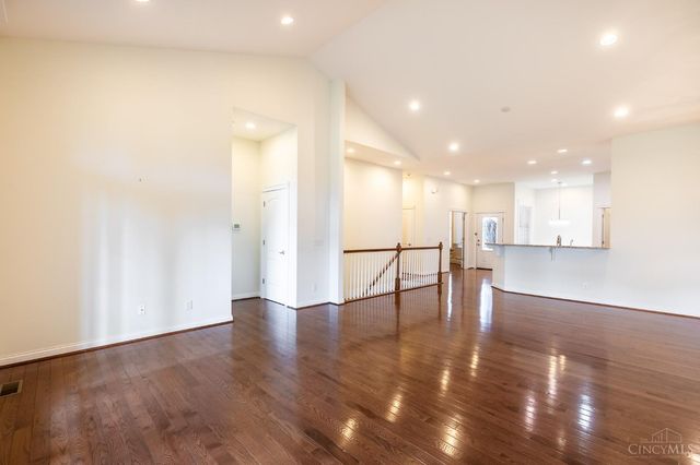 5873 Falling Brook Drive, Mason, OH 45040