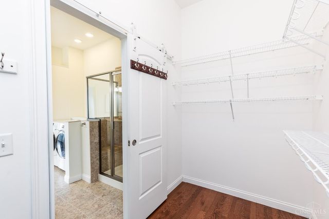 5873 Falling Brook Drive, Mason, OH 45040