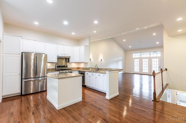 5873 Falling Brook Drive, Mason, OH 45040