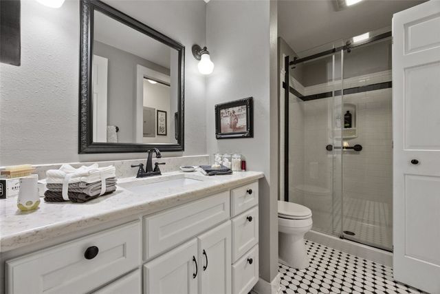 2135 1st Avenue SE 115, Cedar Rapids, IA 52402