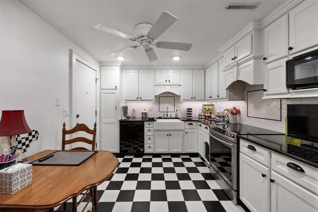 2135 1st Avenue SE 115, Cedar Rapids, IA 52402