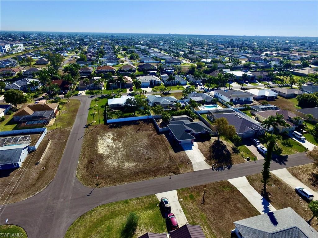 3905 SW 20th PL, CAPE CORAL, FL 33914 — photo 4