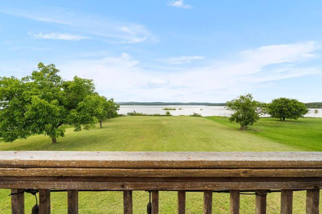 132 Blue Bird LN, Tow, TX 78657