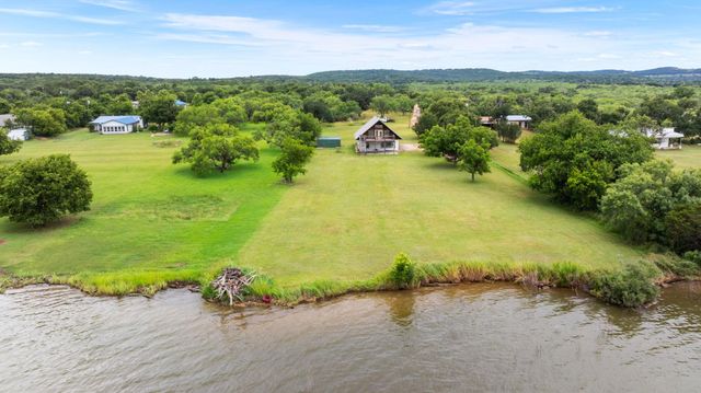 132 Blue Bird LN, Tow, TX 78657