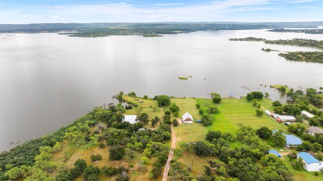 132 Blue Bird LN, Tow, TX 78657