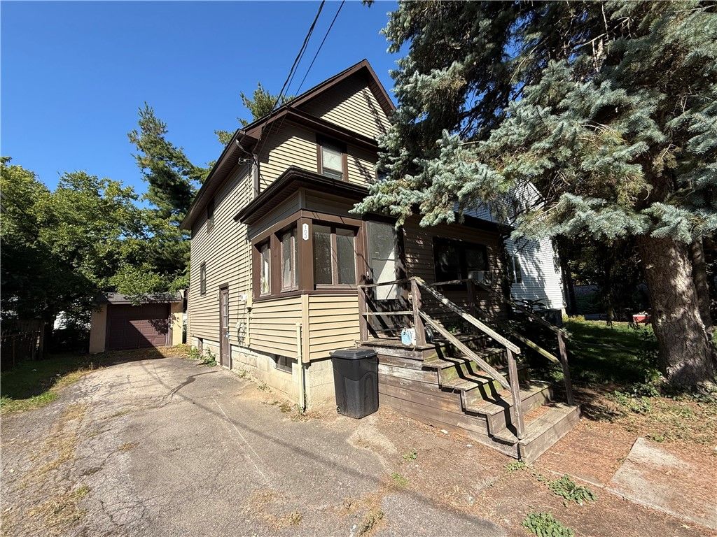 103 Garfield Street, East Rochester, NY 14445