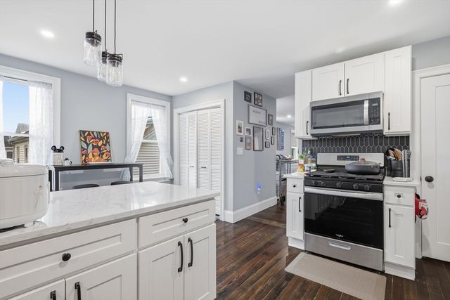 16 Cloutman St 2, Salem, MA 01970