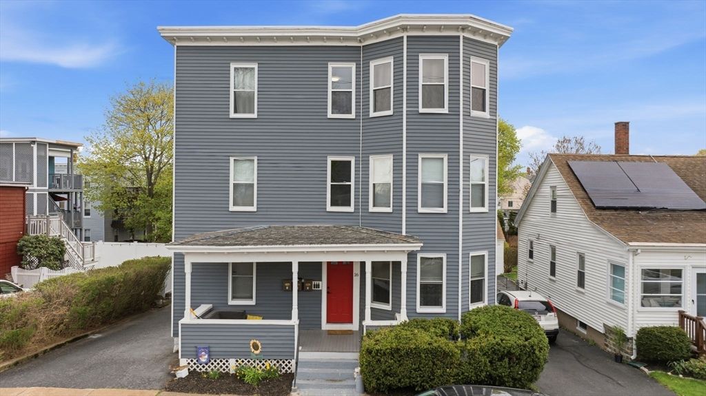 16 Cloutman St 2, Salem, MA 01970