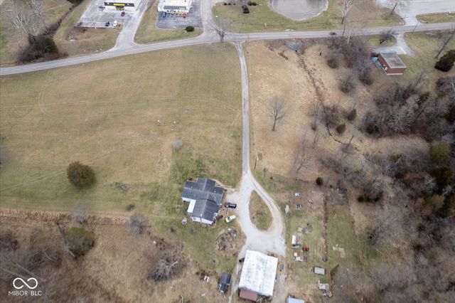 8799 S Nineveh Road, Nineveh, IN 46164