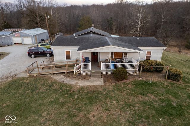 8799 S Nineveh Road, Nineveh, IN 46164
