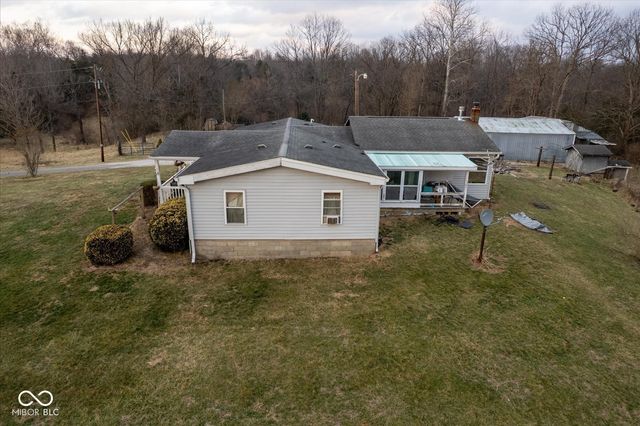 8799 S Nineveh Road, Nineveh, IN 46164