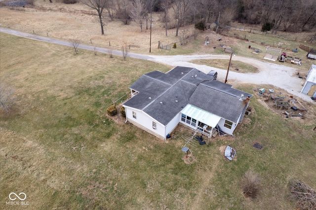 8799 S Nineveh Road, Nineveh, IN 46164