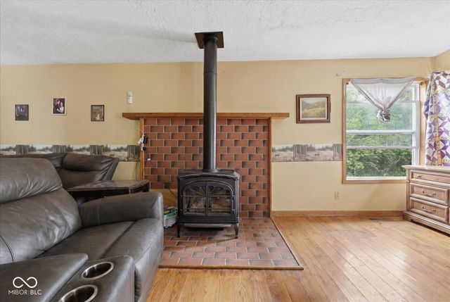 8799 S Nineveh Road, Nineveh, IN 46164