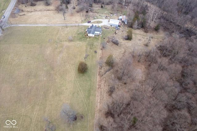 8799 S Nineveh Road, Nineveh, IN 46164