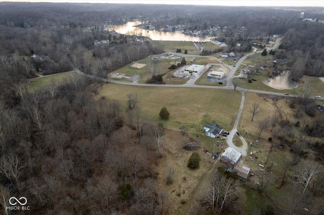 8799 S Nineveh Road, Nineveh, IN 46164