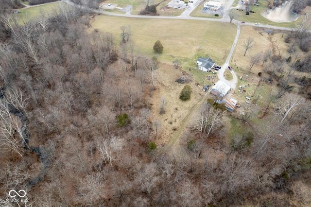 8799 S Nineveh Road, Nineveh, IN 46164