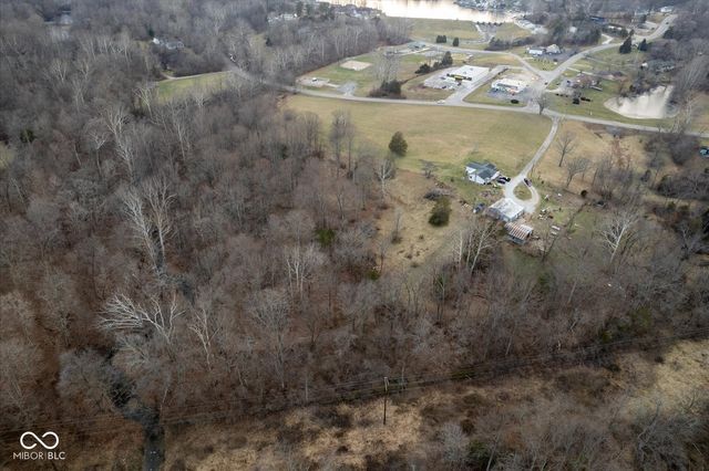 8799 S Nineveh Road, Nineveh, IN 46164