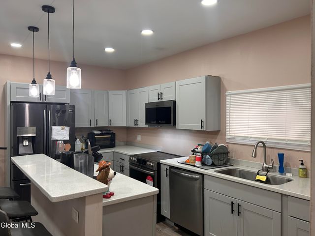 1925 8th Avenue, Watervliet, NY 12189