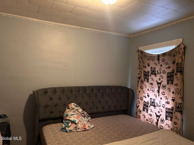 1925 8th Avenue, Watervliet, NY 12189