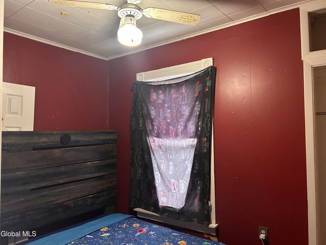 1925 8th Avenue, Watervliet, NY 12189