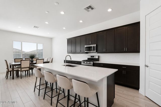 9329 W SELLS Drive, Phoenix, AZ 85037