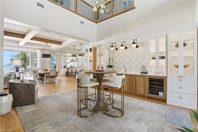 6120 Court ST, Fort Myers Beach, FL 33931