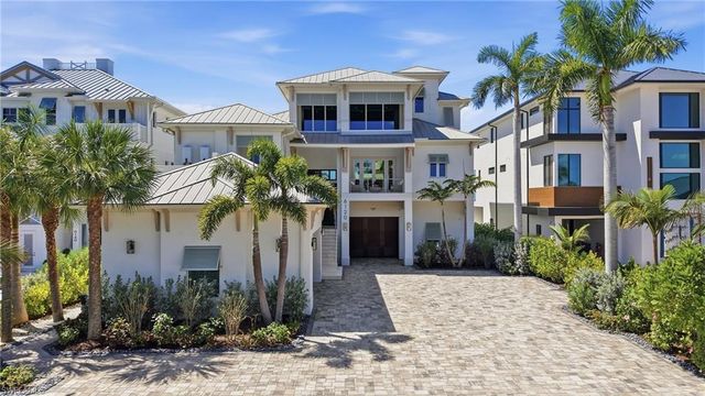 6120 Court ST, Fort Myers Beach, FL 33931