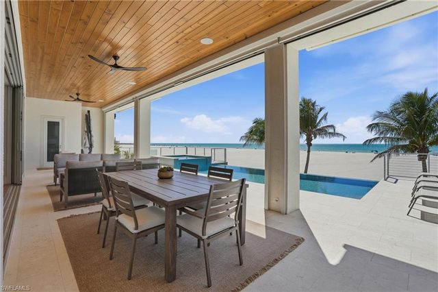 6120 Court ST, Fort Myers Beach, FL 33931
