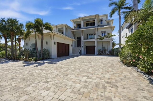 6120 Court ST, Fort Myers Beach, FL 33931