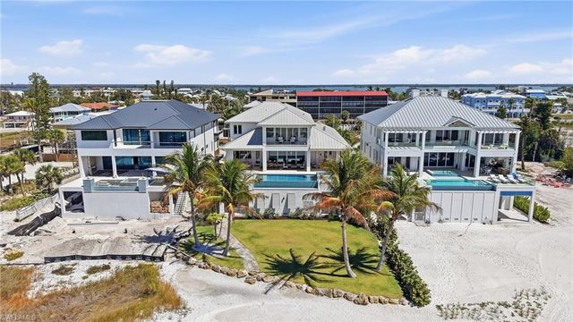 6120 Court ST, Fort Myers Beach, FL 33931