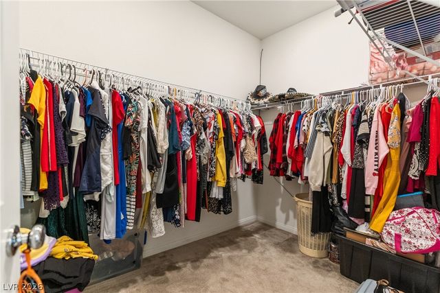 984 Brilliant Meadow Avenue, North Las Vegas, NV 89086