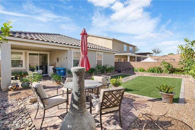 984 Brilliant Meadow Avenue, North Las Vegas, NV 89086