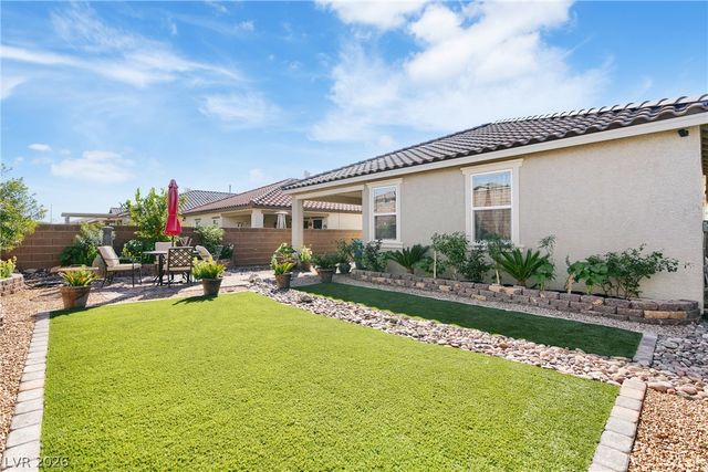 984 Brilliant Meadow Avenue, North Las Vegas, NV 89086