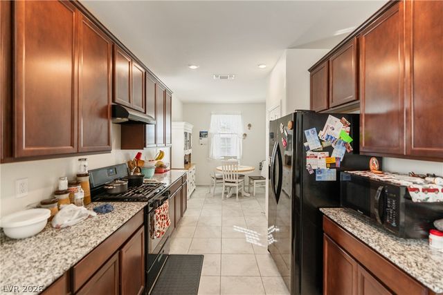 984 Brilliant Meadow Avenue, North Las Vegas, NV 89086