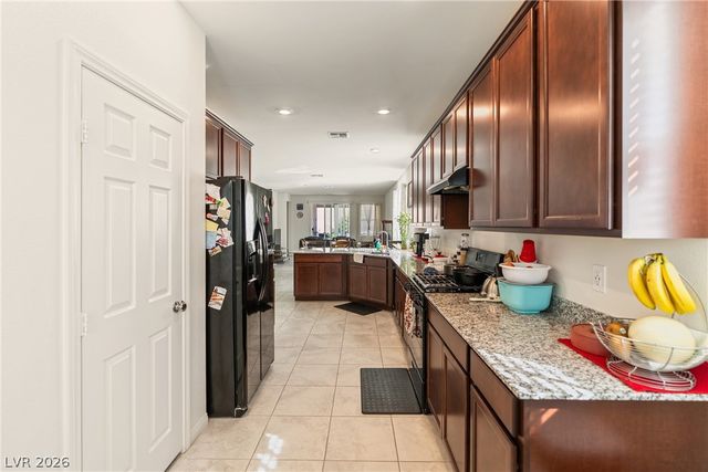 984 Brilliant Meadow Avenue, North Las Vegas, NV 89086